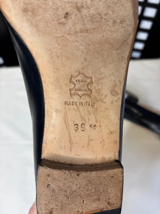 💙Manolo Blahnik Navy Leather Loafers   EU 39.5 Pointed Slip On Designer💙 - Picture 8 of 10